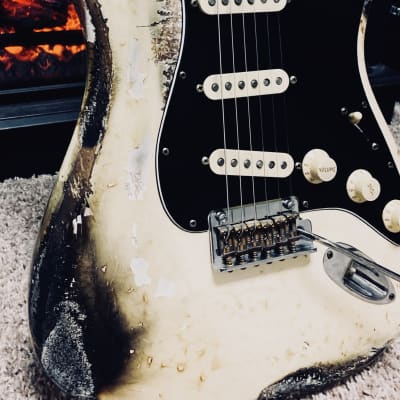 Fender American Professional Stratocaster  2019 Pearl White - Blowtorch Effect image 4