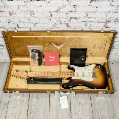 Fender - 2019 Vintage Custom '62 - Stratocaster® Electric Guitar - Maple Neck - 3-Color Sunburst - x5035 image 15