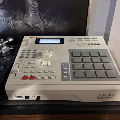 Akai MPC2000 - New LCD - Maxed RAM - All New Tact switches & Button LEDs & more image 1