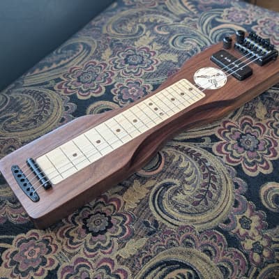Calico Guitars Headless Lap Steel 2025 - Walnut and Maple - Lollar P90 Pickup - 20" Scale - With Padded Gig Bag image 2