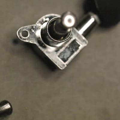 Ukulele  2R+2L set of four tuning gears pegs nickel/black image 5