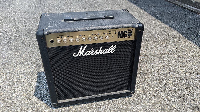 Marshall MG MG50FX 2-Channel 50-Watt 1x12 Solid State Guitar Combo 2009 -  2012