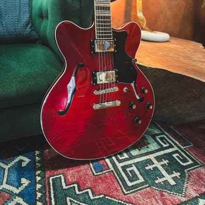 2015 Hofner Verythin CT Electric Guitar in Transparent Red (with Hardcase) for sale