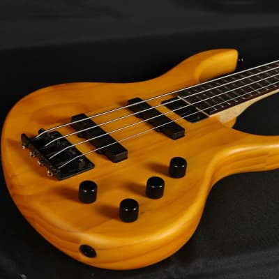 Tobias Toby Deluxe IV Electric Bass Guitar w/ Case image 8