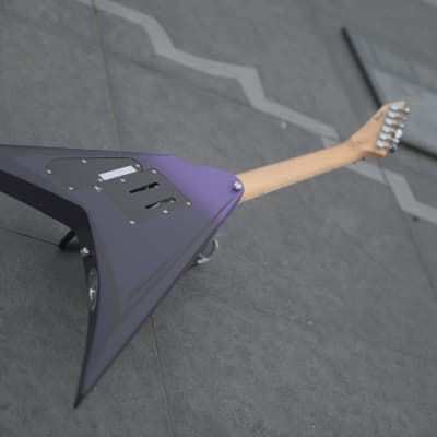 ESP LTD Alexi Ripped - Purple Fade Satin w/ Ripped Pinstripes - 3 image 16