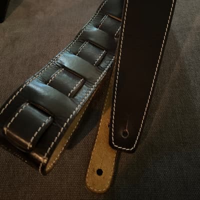 Magrabo guitar store straps