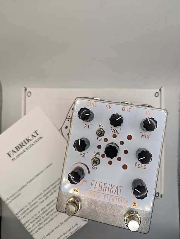 Pladask Elektrisk Fabrikat V3 2019 - Present - White