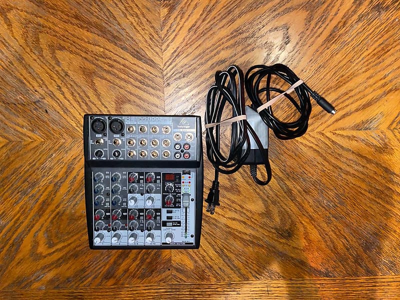 Behringer Xenyx 1202FX 12-Input Mixer with Effects image 1