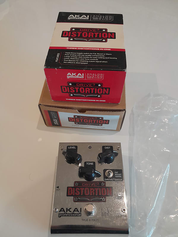 Akai Analog Custom Shop Distortion