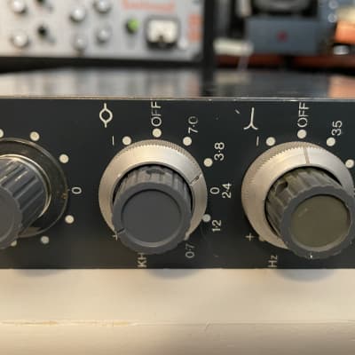 Neve 1066 1970s - Blue image 3