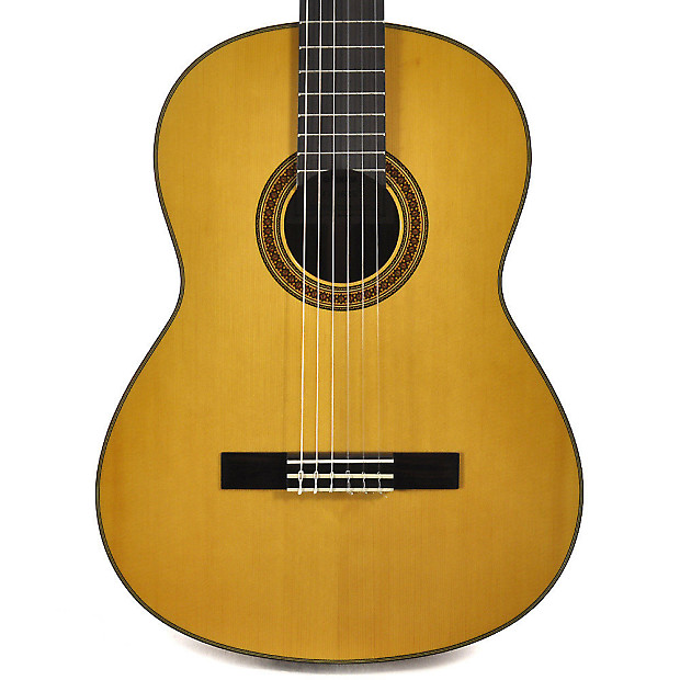 Yamaha CG162S Spruce Top Classical Guitar Natural image 1