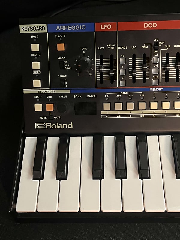 Roland JU-06A K-25M セット - 鍵盤楽器