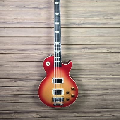 Gibson Les Paul Standard Bass 2005 - Cherry Sunburst image 2