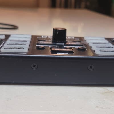 Denon DN-HC1000S MIDI Controller for Serato DJ image 5