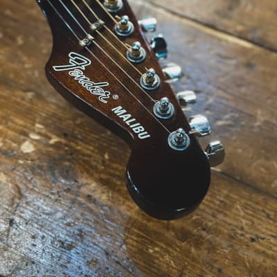 1980s (c) Fender Malibu Electro Acoustic Guitar in Violin Burst image 10
