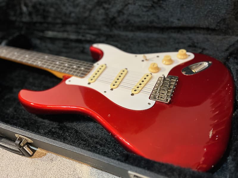 ギター tokai ST-50 Tokai SS-40 CAR 税込販売価格 ￥36,800- 中古品 1983年製の