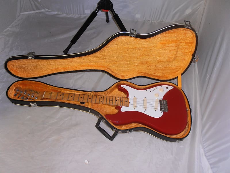 Fender Bullet S-3 (1982 - 1983) | Reverb