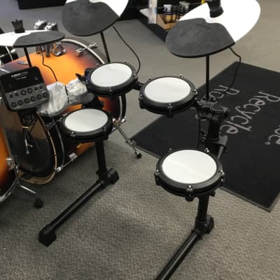 Alesis E-Drum Total - 5 Piece Electronic Drum Kit - Very Lightly Used image 1