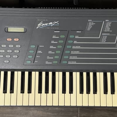 E-MU Systems Emax Keyboard 61-Key 8-Voice Sampler Workstation 1996 - Black
