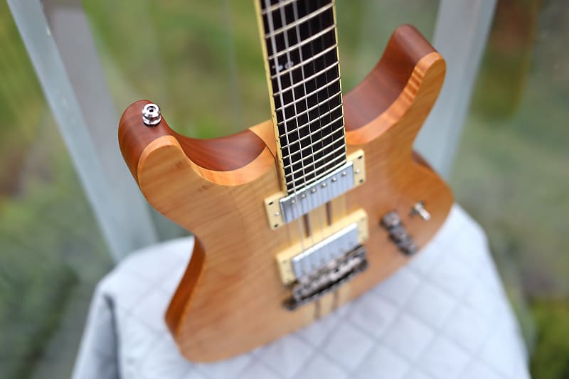 Ibanez SZ4020FM Prestige Flame Top Electric Guitar (with Case)