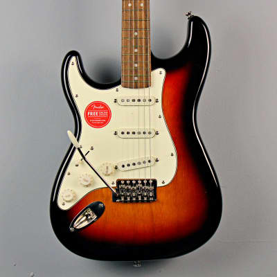 Squier Classic Vibe '60s Stratocaster Left-Handed (2020, 3-Tone Sunburst) image 1