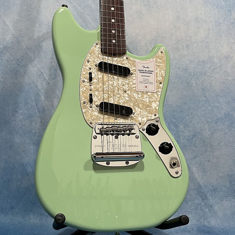 Fender Japan mustang MG69-65 サーフグリーン　希少 Fender Japan mustang MG69-65 サーフグリーン 希少（日本製