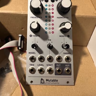 Mutable Instruments Plaits / モジュラーシンセ Mutable Instruments Plaits Eurorack Synth Oscillator Clone Module