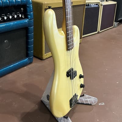 Fender Contemporary Precision Bass 1986 - Pearl image 3