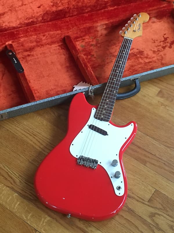 Vintage Fender Musicmaster 1960 Fiesta Red Nitro Lacquer 22.5” Short Scale  Solid Body Guitar Relic 6.4 lb HSC