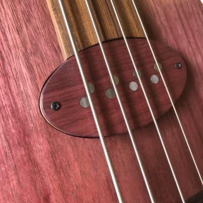 Letts Woden short scale 4 string bass Purpleheart  Walnut Santos Rosewood handcrafted in the UK 2023 Bild 13
