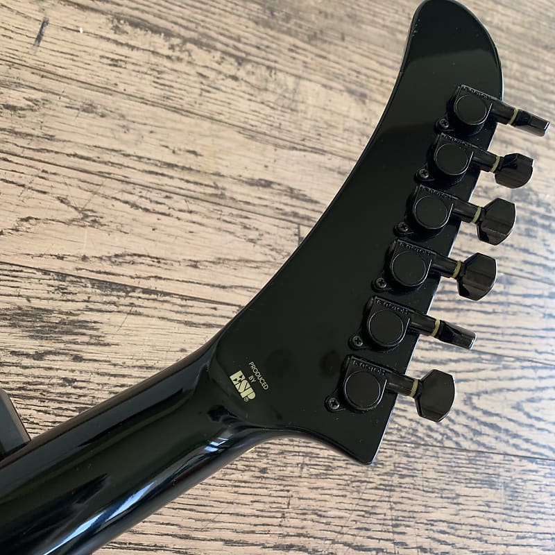 Edwards EX-75M Lawsuit Explorer Black 90s Produced by ESP