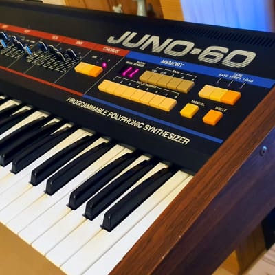 Roland Juno-60 61-Key Polyphonic Synthesizer ✅RARE from ´80s✅ Synthesizer / Keyboard ✅ Cleaned & Full Checked image 3