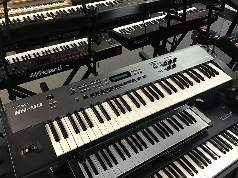 Roland RS-50 Synthesizer Keyboard