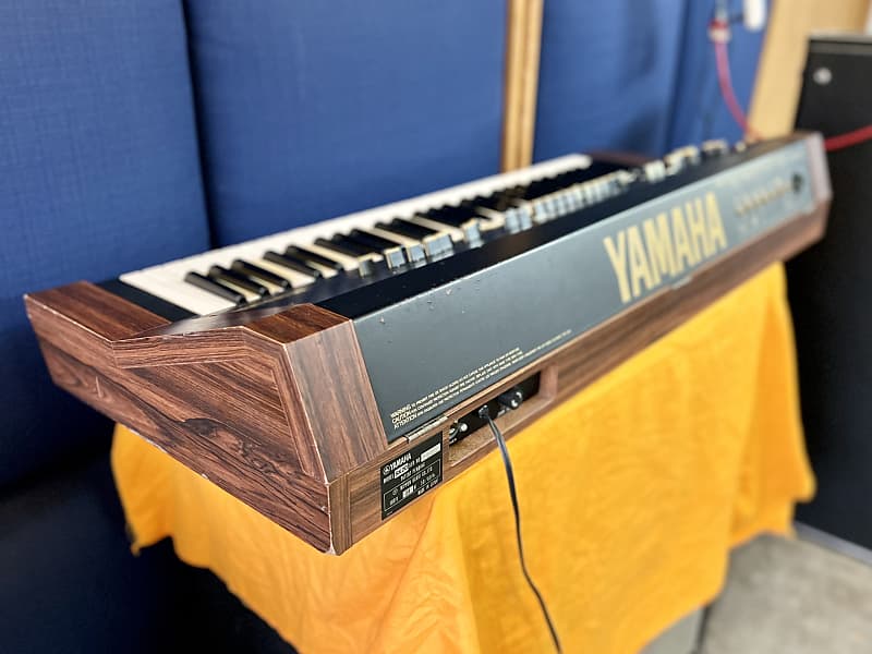 Yamaha SK-20 analog poly-synth 1970's string synthesizer