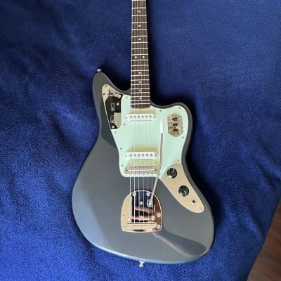 Squier FSR Classic Vibe '60s Jaguar | Laurel - Charcoal Frost