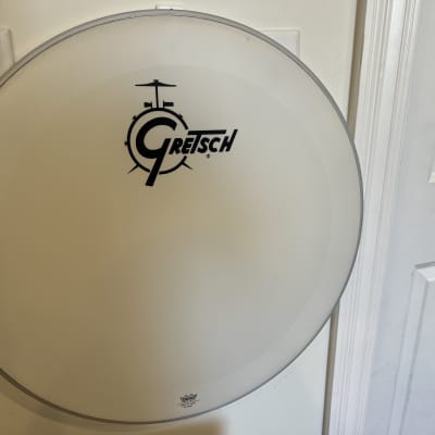 Gretsch 22” bass drum head  White/Blacm image 3