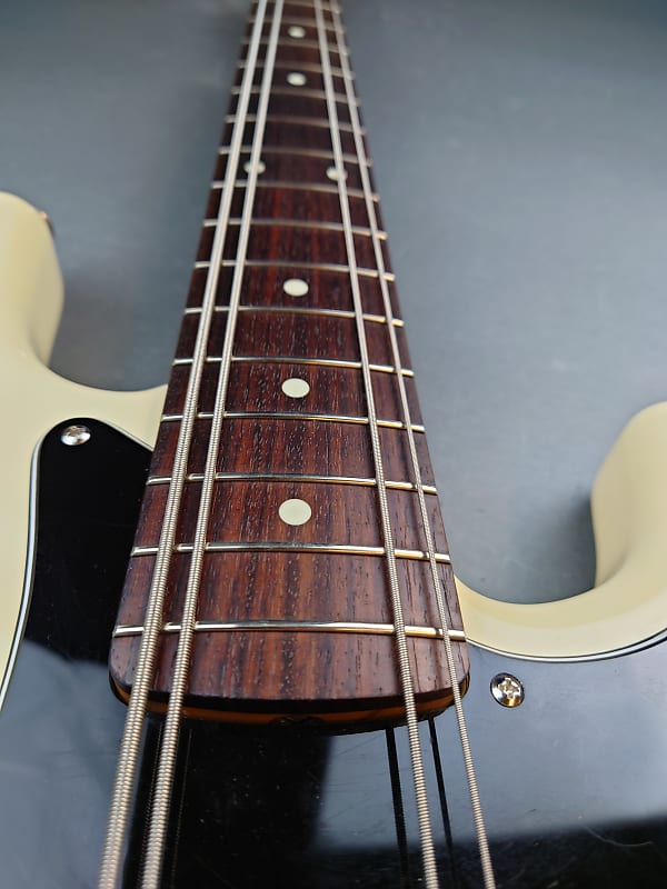 Fender Precision 1993-94 Japan | Reverb
