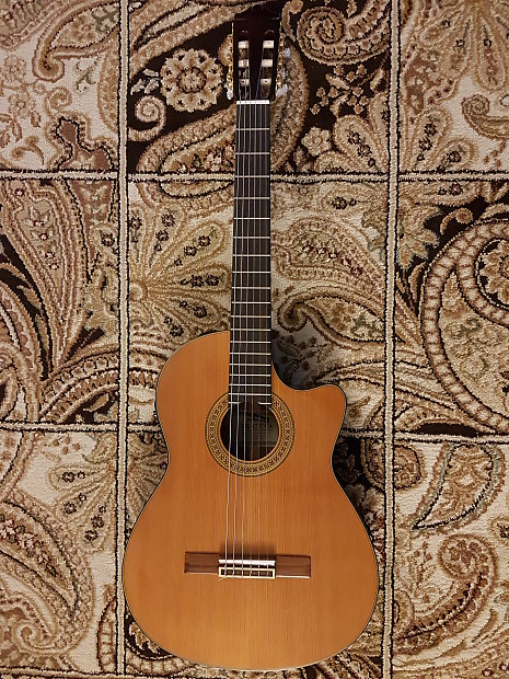 Yamaha CGX171CCA Classical Guitar w pickup