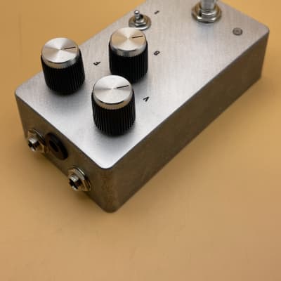 RCO Pedals Sunflower Fuzz w/ free external battery adapter (germanium fuzz face w/ bias control) 2025 - Raw aluminum with black and silver knobs image 3