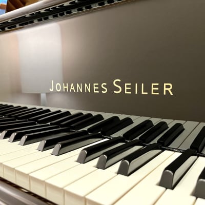 Like New Black High-Gloss Baby Grand Piano: Johannes Seiler GS-150 with Dampp-Chaser Piano Life Saver System installed! image 14