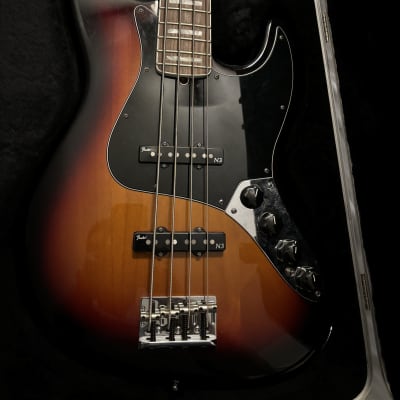 Fender American Deluxe Jazz Bass 2010 - 2016 | Reverb