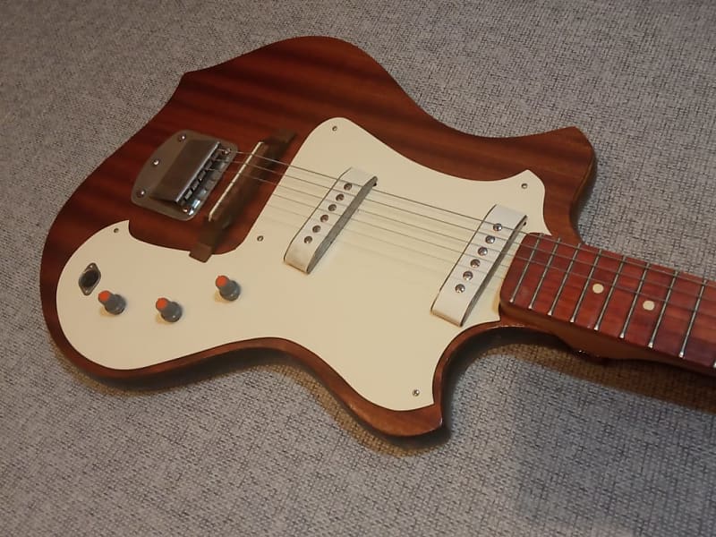 Moscow Experimental Factory Elgava Unika is a vintage electric guitar released in the USSR 1974 нату image 1
