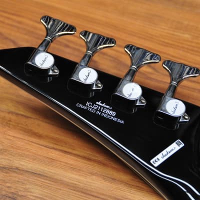 Jackson X Series Concert Bass CBXNT IV Black image 17