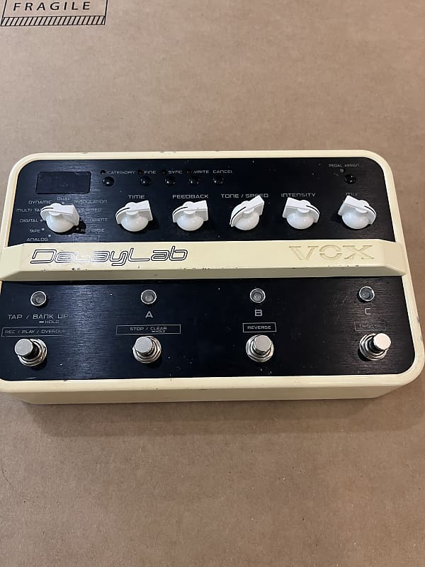 Vox DelayLab Guitar Pedal | Reverb