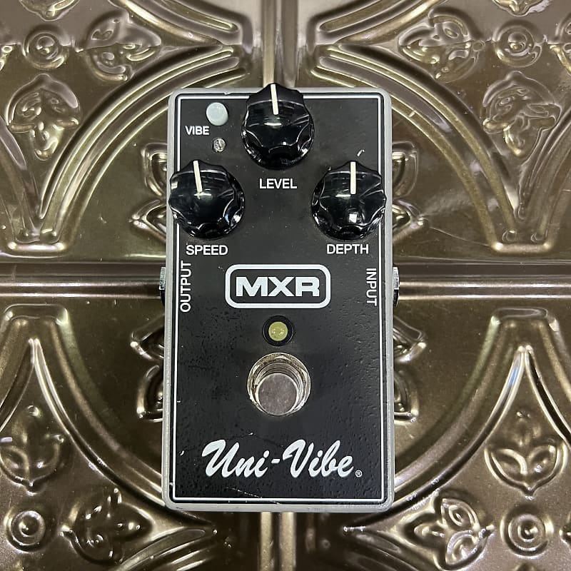 MXR M68 Uni-Vibe Chorus / Vibrato Pedal | Reverb
