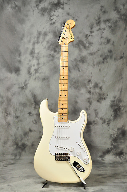 Fender Mexico Classic Series 70's Stratocaster Olympic White | Reverb
