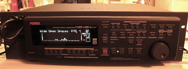 Fostex D2424LV 24トラックレコーダー【値下げしました】 FOSTEX D2424LV 24トラック デジタルマルチトラックレコーダー