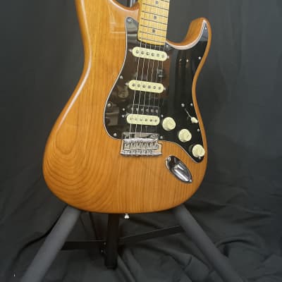 Fender American Professional II Stratocaster HSS with Maple Fretboard 2024 - Roasted Pine image 3