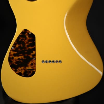 Asher T Deluxe - TV Yellow/Tempered *VIDEO* image 3