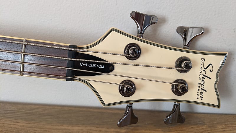 Schecter Diamond Series C-4 Custom Bass Guitar with Case